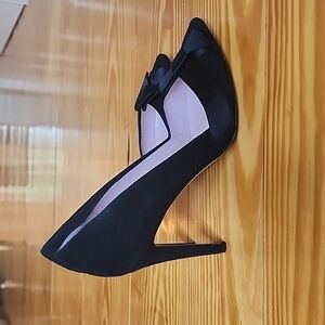 Kate Spade Black Satin Suede Perry Heels Size 8 M